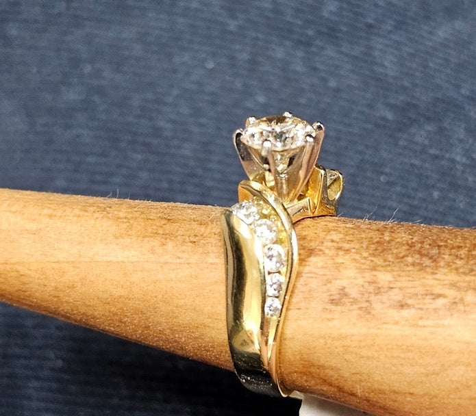 ESTATE 18K YELLOW GOLD 1.11 ct CENTER DIAMOND ENGAGEMENT RING 7.1 GR Size 6