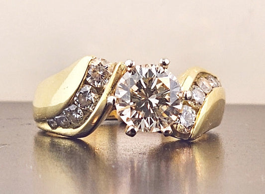 ESTATE 18K YELLOW GOLD 1.11 ct CENTER DIAMOND ENGAGEMENT RING 7.1 GR Size 6