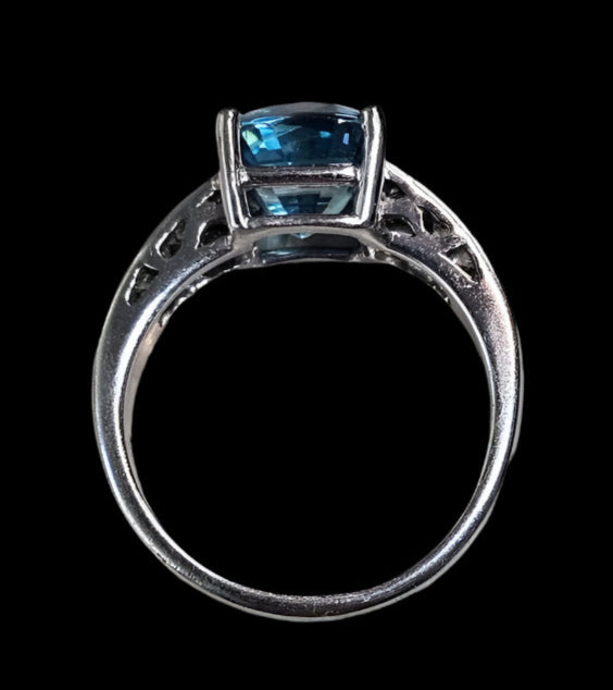 Gorgeous ~4 carats Cushion Blue Zircon Princess Diamond Ring 14k White Gold