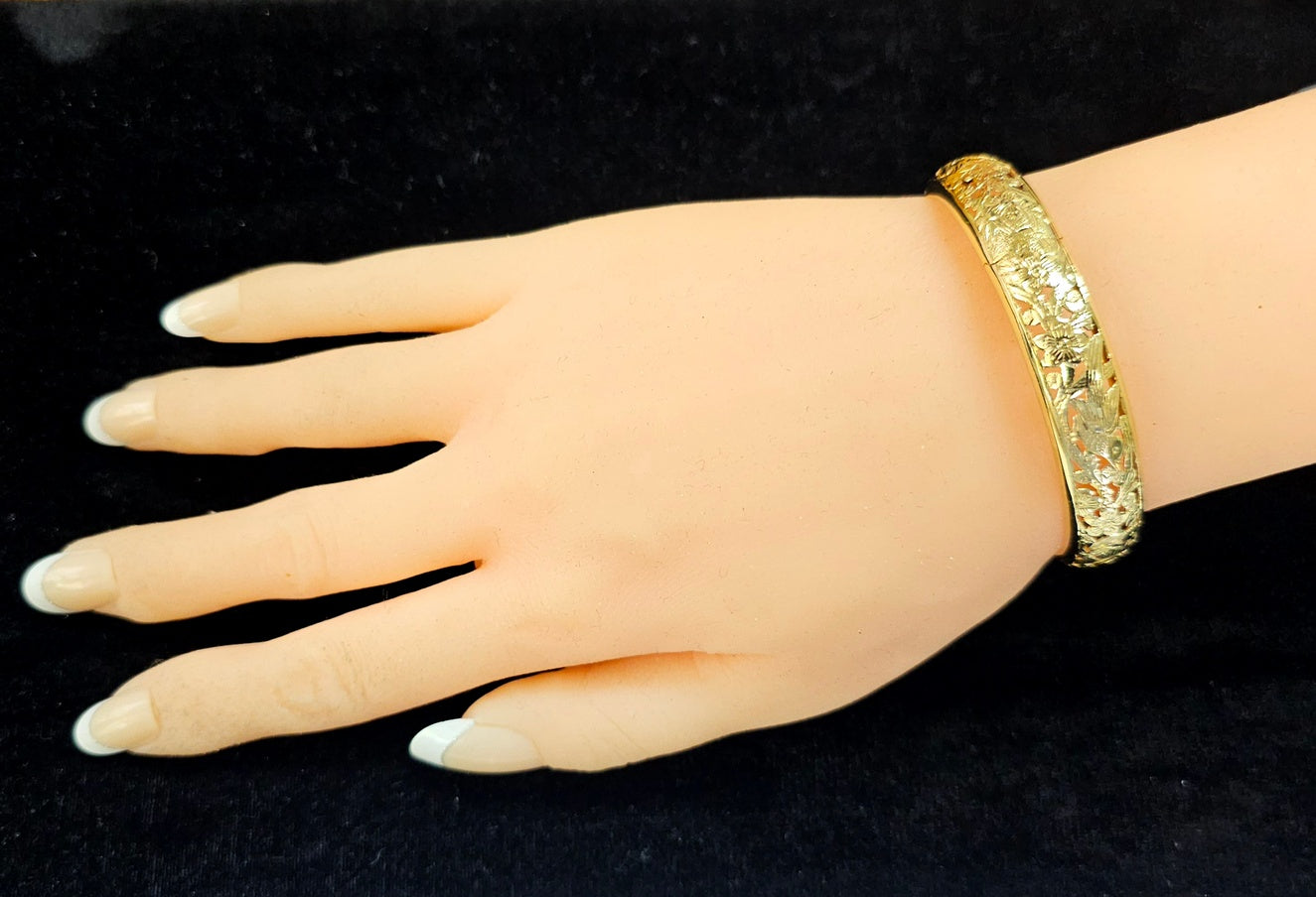 Ming's Bird in Plum 11mm Hinged 18.9g 14K Yellow Gold Bangle Bracelet 7"