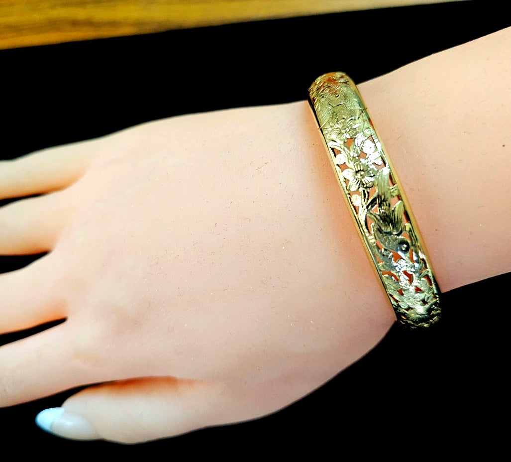 Ming's Bird in Plum 11mm Hinged 18.9g 14K Yellow Gold Bangle Bracelet 7"