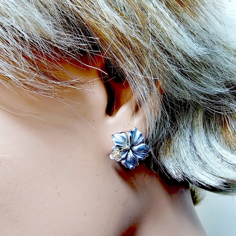 15mm 14k Two Tone Gold Hawaiian Hibiscus Flower Stud Earrings N*H