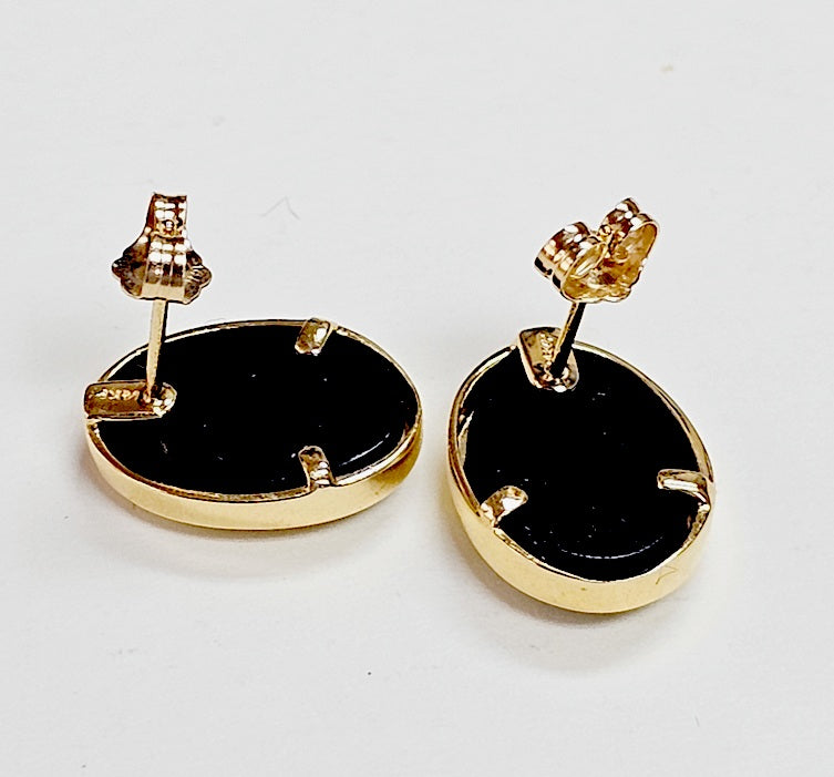 Vintage 14k Yellow Gold Fire Opal Doublet Inlay Mosaic Post Stud Earrings.