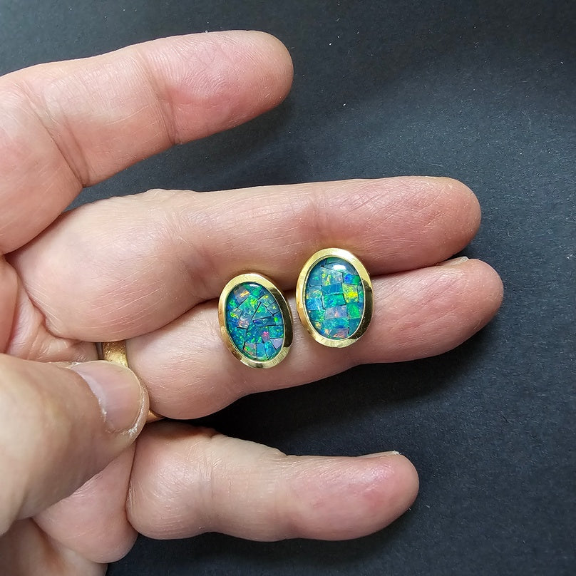 Vintage 14k Yellow Gold Fire Opal Doublet Inlay Mosaic Post Stud Earrings.