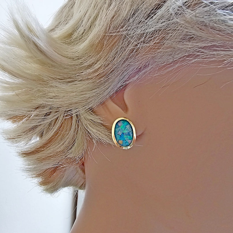 Vintage 14k Yellow Gold Fire Opal Doublet Inlay Mosaic Post Stud Earrings.
