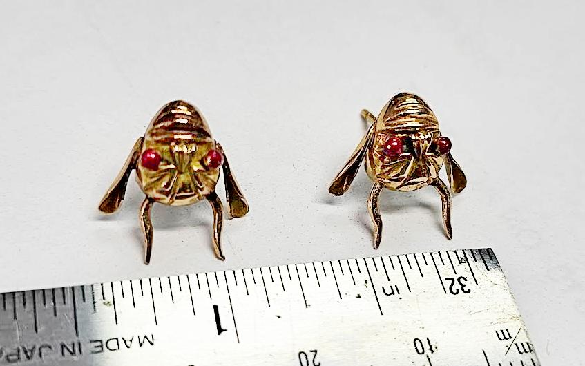 Vintage 18K Solid Gold Colombian Devil Mask Earrings - Carnaval de Riosucio 2.5g