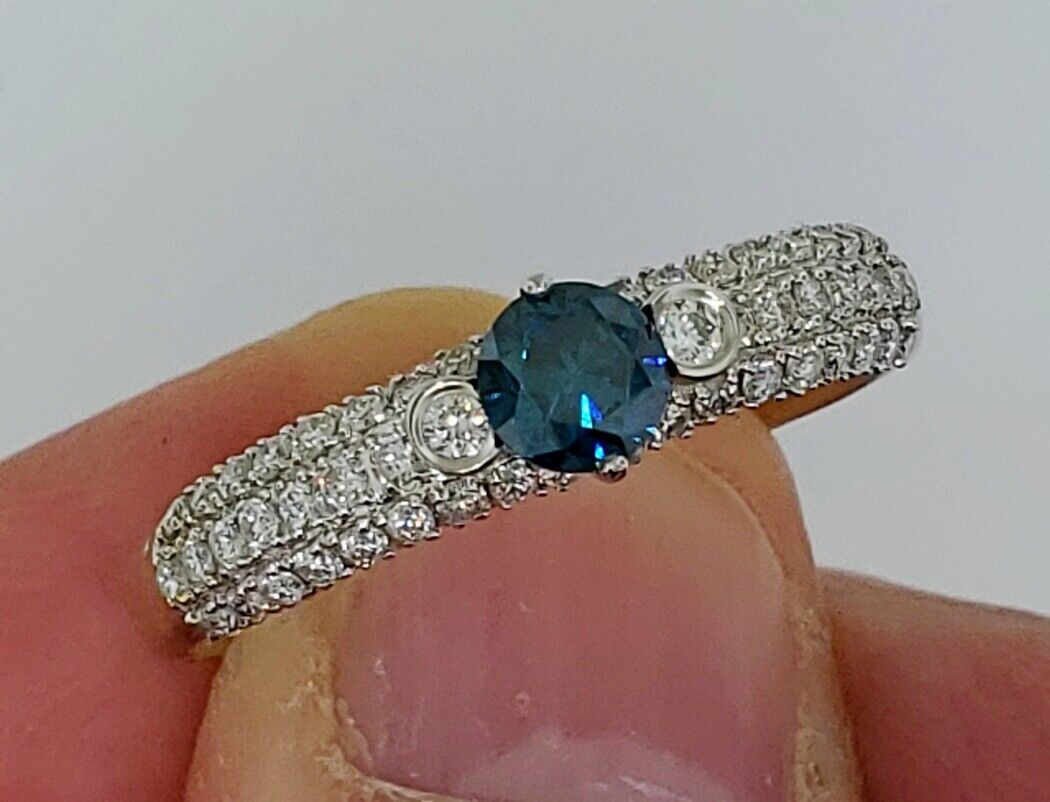 18K White Gold .45C Blue Diamond & .68CTW Diamond Sides Ring Size 11