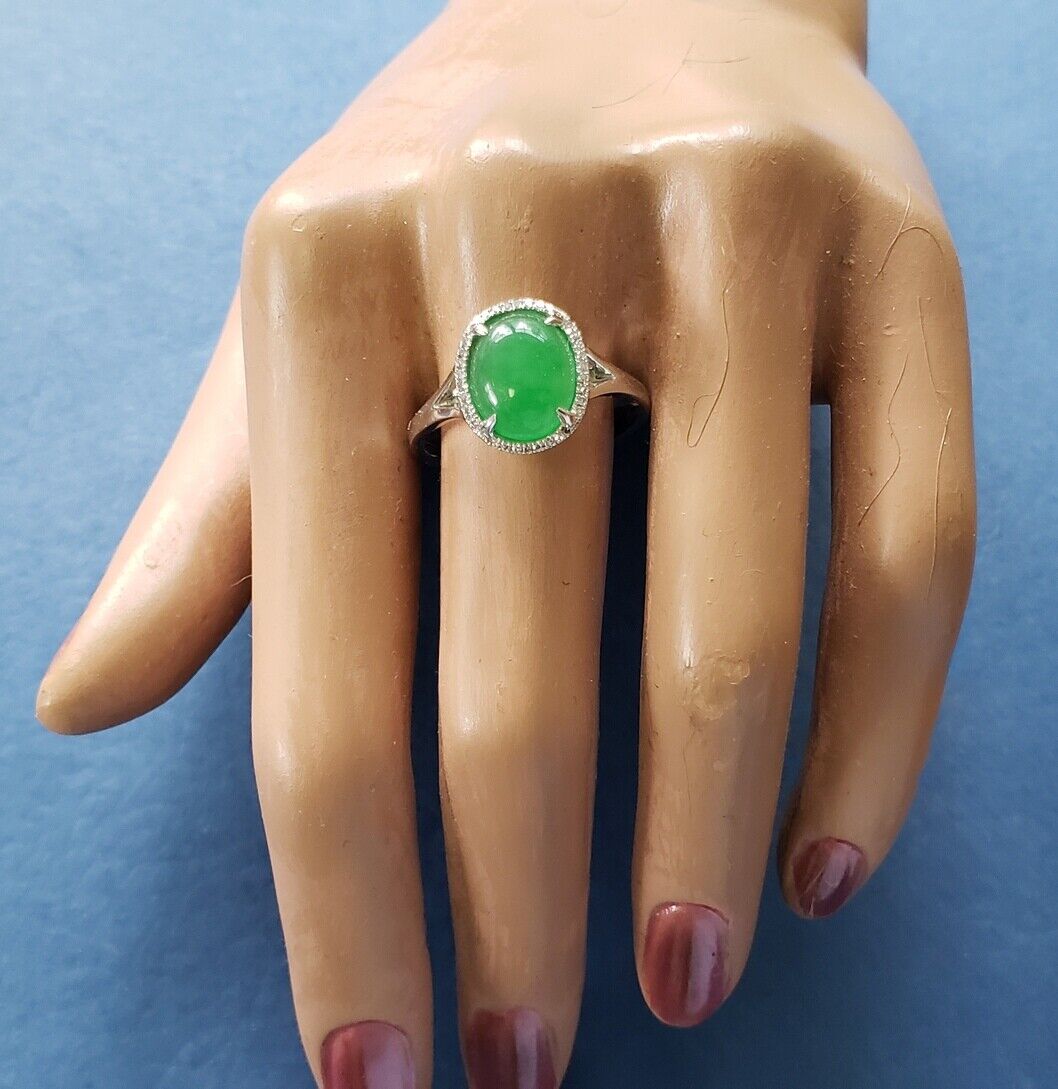 Estate Vintage Green Jade Jadeite Cabochon Diamond Halo Ring 14K White Gold
