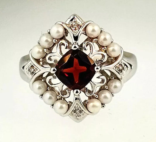 ESTATE CUSHION GARNET, SEED PEARLS, DIAMONDS 18K WHITE GOLD COCKTAIL RING SIZE 6.5