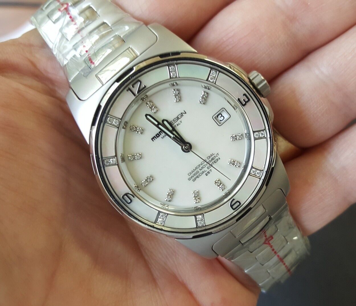MOMO DESIGN Women's Pilot Lady MOP Dial Stainless Steel Watch Diamond Dial Bezel