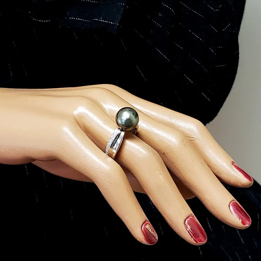 10 mm Tahitian black pearl ring, diamonds, solid 14k white gold Size 7