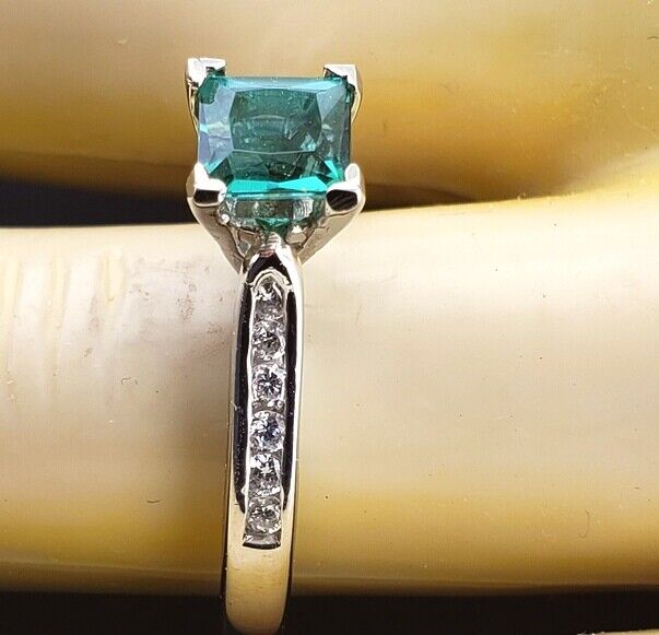 Platinum Princess Cut Green Tourmaline Diamond Ring Cocktail Engagement Size 6.5