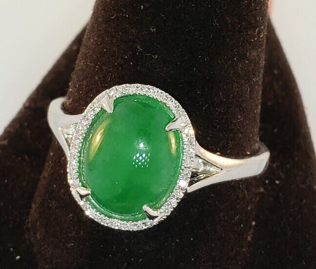 Estate Vintage Green Jade Jadeite Cabochon Diamond Halo Ring 14K White Gold