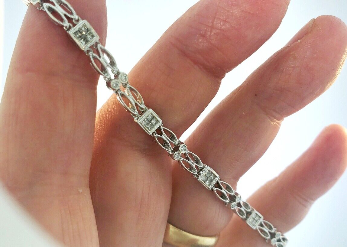 Vintage 18kt white Gold invisible square Diamond Filigree Tennis Bracelet 7"