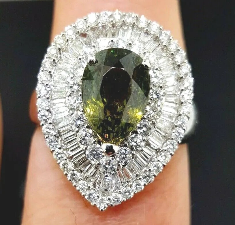 4k W Gold ~6.50 ctw Pear Shaped Demantoid Garnet Round & Baguette Diamond Ring