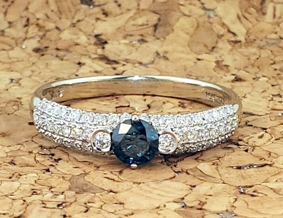 18K White Gold .45C Blue Diamond & .68CTW Diamond Sides Ring Size 11