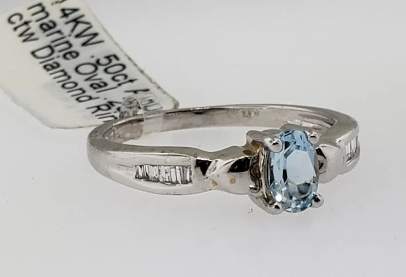 .50ct OVAL AQUAMARINE and .25ct BAGUETTE DIAMONDS RING 14k WHITE GOLD, Size 7