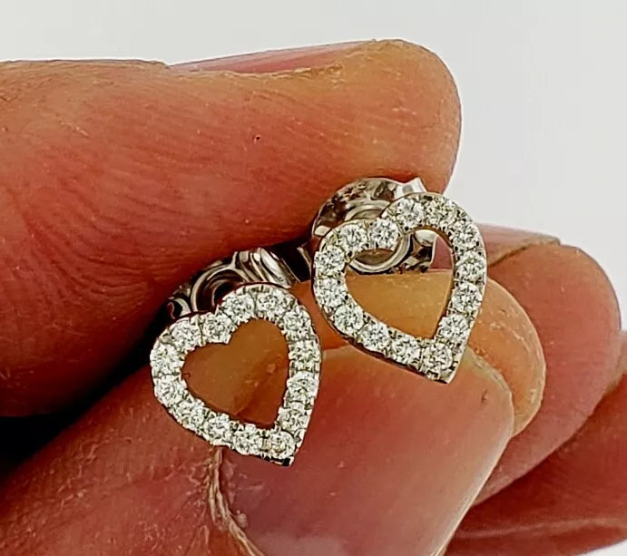 Heart Stud Earring with Diamond in 14k White Gold (D .19ctw)