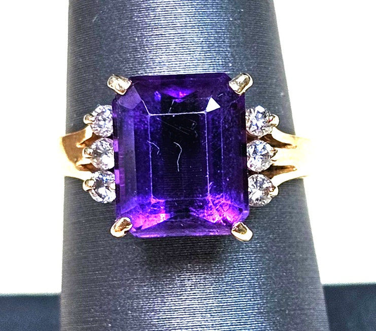 Vintage 14K Yellow Gold Appro 4ct Emerald Cut Vivid Amethyst Diamond Cocktail Ring Size 8