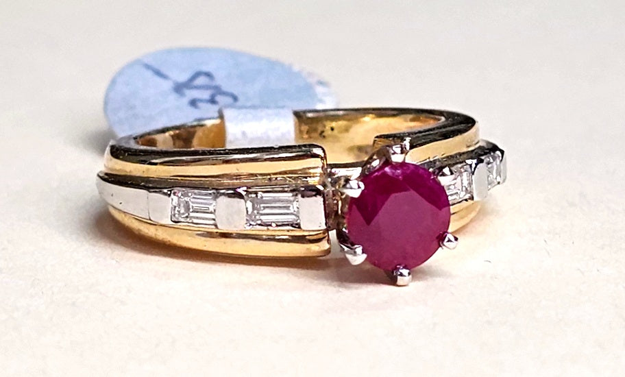 Round Red Ruby 1.00 ct Baguette Diamond 14k Two-Tone Gold Ring Sz 6.5, 1.34ctw