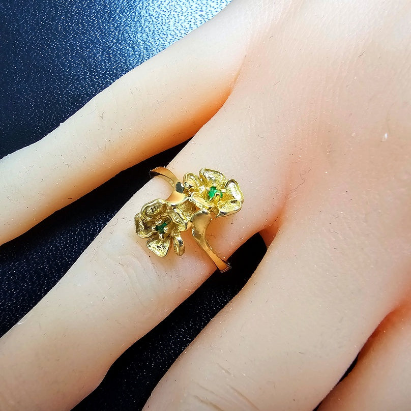 Vintage 14k Yellow Gold Natural Green Emerald Double Flower "Toi et Moi" Ring