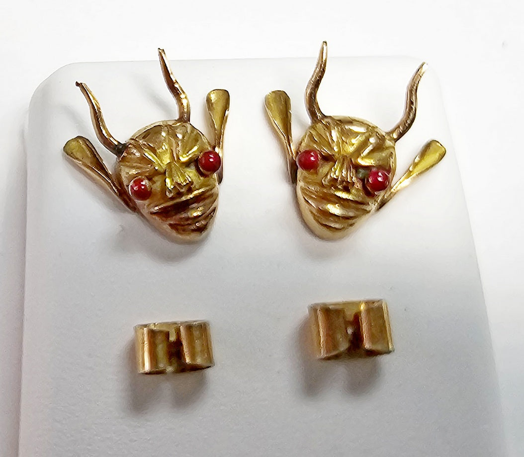 Vintage 18K Solid Gold Colombian Devil Mask Earrings - Carnaval de Riosucio 2.5g