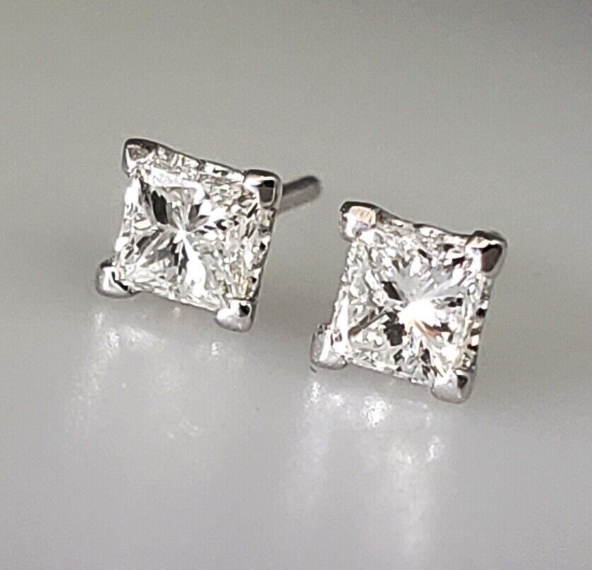 Pair of .52 ctw Diamond Stud Earrings 14k White Gold EF SI2 1/4ct Each Free Ship